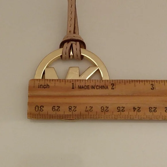 Michael Kors Bag Fob Purse Tag - Picture 7 of 10